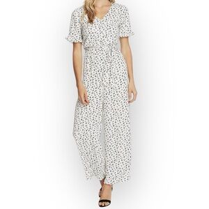 CeCe White and Black Floral V-Neck Belted Jumpsuit Casual Wide Leg Sz 0
